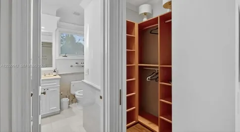 260 Cape Florida Drive Key Biscayne FL 33149