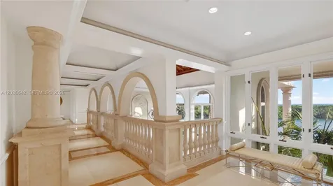 260 Cape Florida Drive Key Biscayne FL 33149
