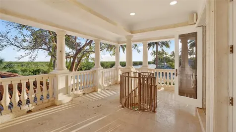 260 Cape Florida Drive Key Biscayne FL 33149