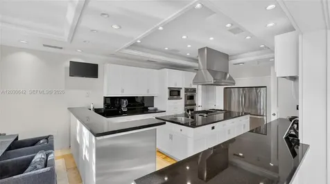 260 Cape Florida Drive Key Biscayne FL 33149