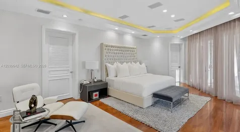260 Cape Florida Drive Key Biscayne FL 33149