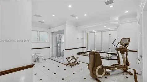 260 Cape Florida Drive Key Biscayne FL 33149