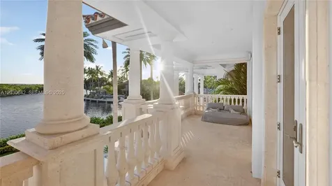 260 Cape Florida Drive Key Biscayne FL 33149
