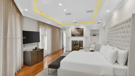 260 Cape Florida Drive Key Biscayne FL 33149