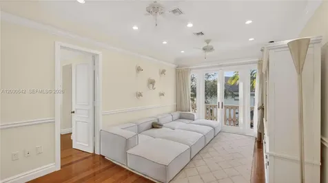 260 Cape Florida Drive Key Biscayne FL 33149