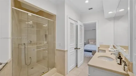 260 Cape Florida Drive Key Biscayne FL 33149
