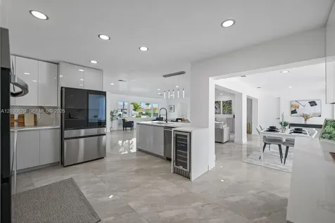 7905 9th Avenue S St Petersburg FL 33707