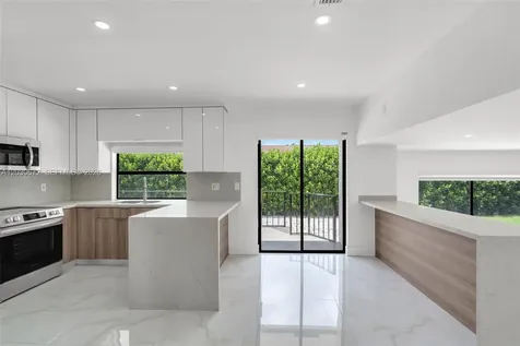 9340 NW 32nd Street Sunrise FL 33351