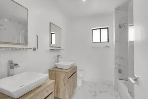 9340 NW 32nd Street Sunrise FL 33351