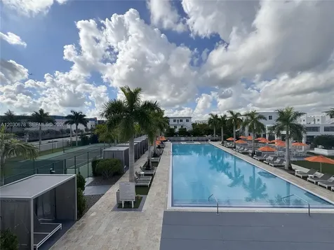 6453 NW 102nd Path Doral FL 33178