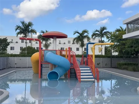 6453 NW 102nd Path Doral FL 33178