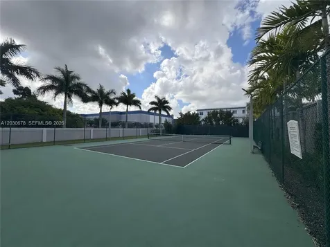 6453 NW 102nd Path Doral FL 33178