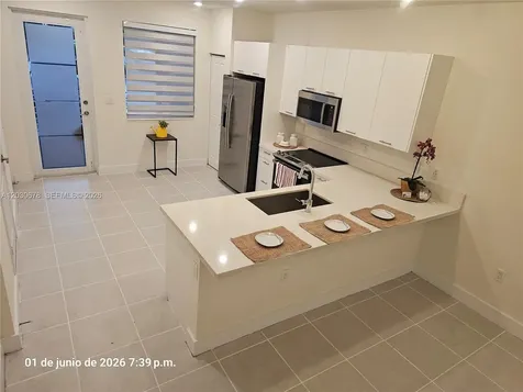 6453 NW 102nd Path Doral FL 33178