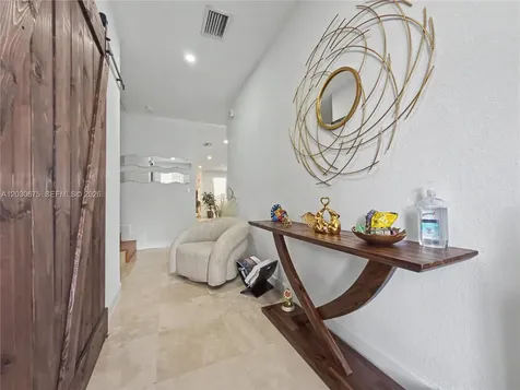 10718 NW 76th Lane Doral FL 33178
