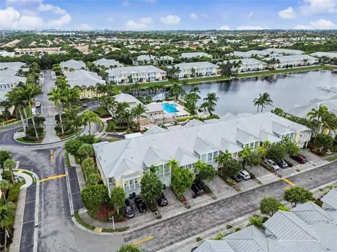 10718 NW 76th Lane Doral FL 33178