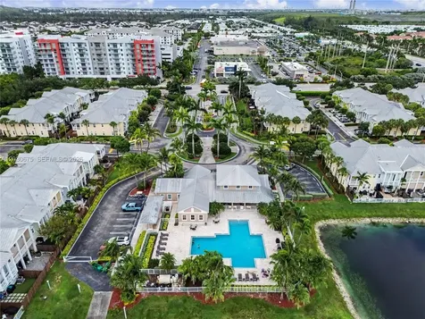 10718 NW 76th Lane Doral FL 33178