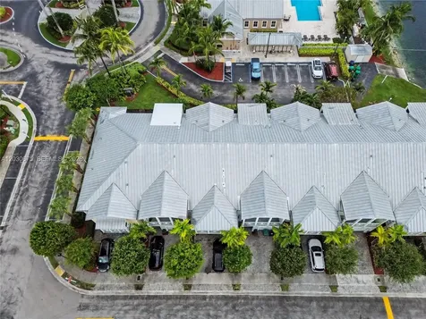 10718 NW 76th Lane Doral FL 33178