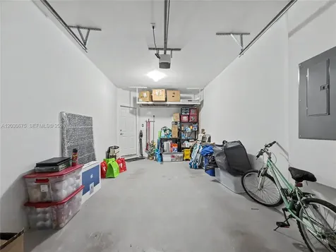 10718 NW 76th Lane Doral FL 33178