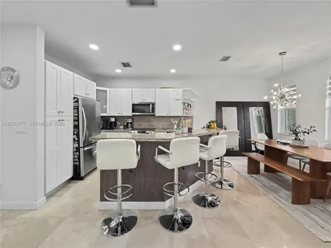 10718 NW 76th Lane Doral FL 33178
