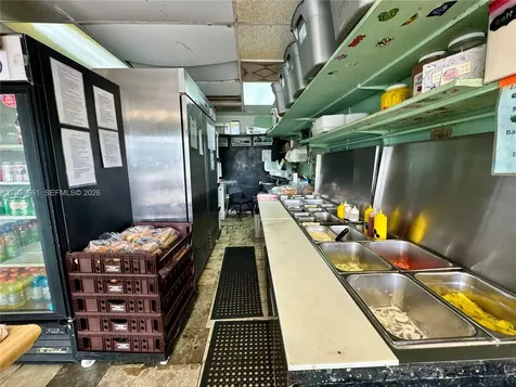 Well-established Award -Winning Sub Shop With Nearly 50 Years Of Success Pinecrest FL 33156