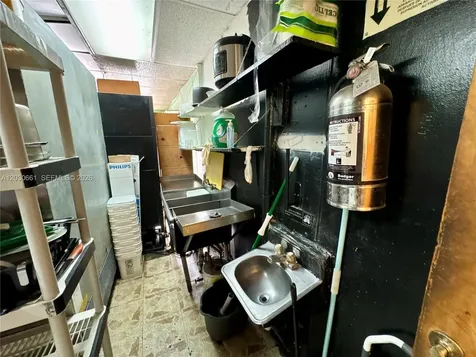 Well-established Award -Winning Sub Shop With Nearly 50 Years Of Success Pinecrest FL 33156