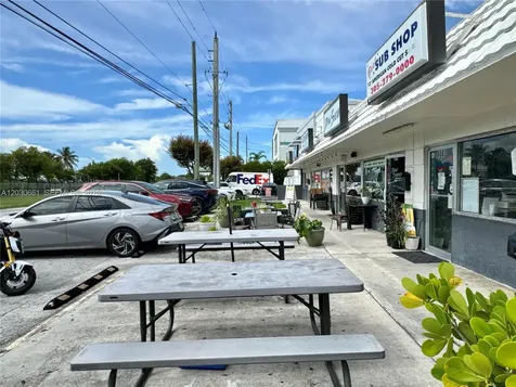 Well-established Award -Winning Sub Shop With Nearly 50 Years Of Success Pinecrest FL 33156