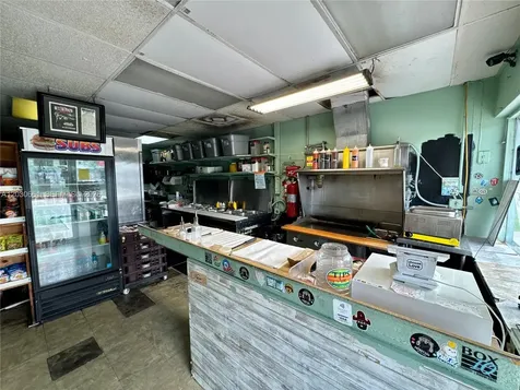 Well-established Award -Winning Sub Shop With Nearly 50 Years Of Success Pinecrest FL 33156
