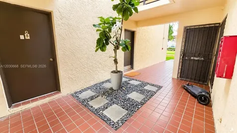9100 SW 137th Terrace Miami FL 33176