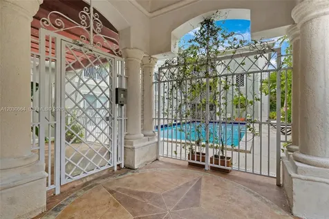 45 Antilla Avenue Coral Gables FL 33134