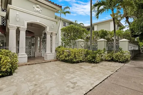 45 Antilla Avenue Coral Gables FL 33134