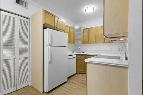 45 Antilla Avenue Coral Gables FL 33134