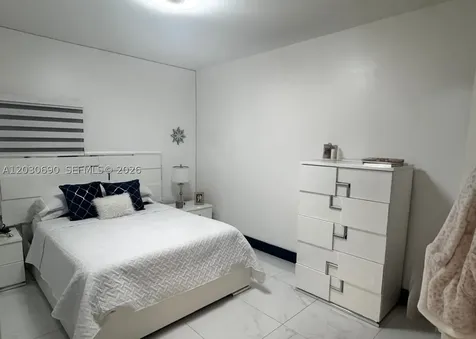 18306 NW 68th Avenue Hialeah FL 33015