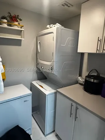18306 NW 68th Avenue Hialeah FL 33015