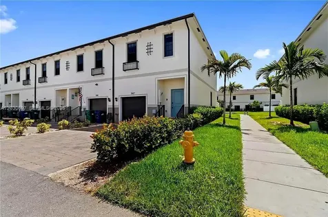 1147 SW 7th Court Florida City FL 33034