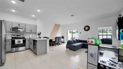 1147 SW 7th Court Florida City FL 33034