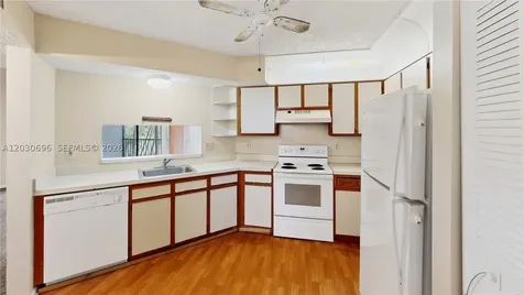 889 Hamilton Drive Homestead FL 33034