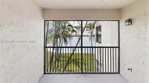 889 Hamilton Drive Homestead FL 33034