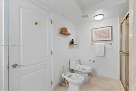 1800 Sunset Harbour Drive Miami Beach FL 33139