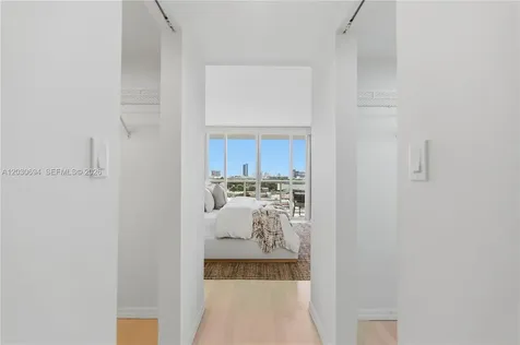 1800 Sunset Harbour Drive Miami Beach FL 33139