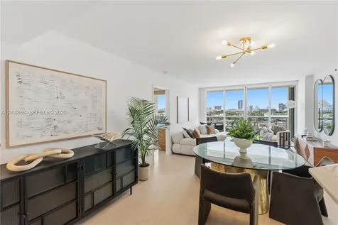 1800 Sunset Harbour Drive Miami Beach FL 33139
