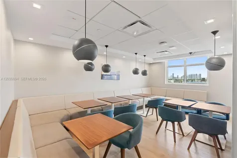 1800 Sunset Harbour Drive Miami Beach FL 33139