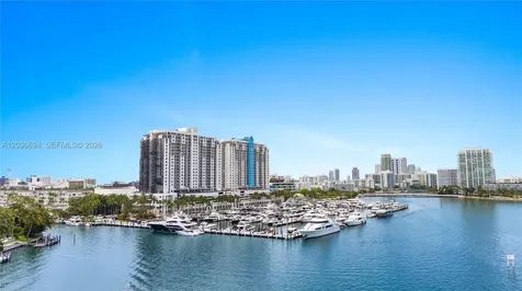 1800 Sunset Harbour Drive Miami Beach FL 33139