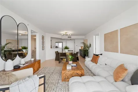 1800 Sunset Harbour Drive Miami Beach FL 33139