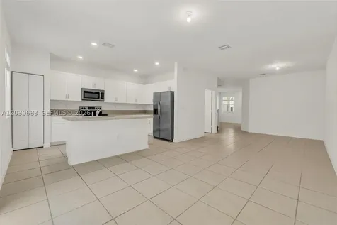 2683 SE 12th Street Homestead FL 33035
