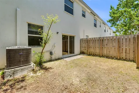 2683 SE 12th Street Homestead FL 33035