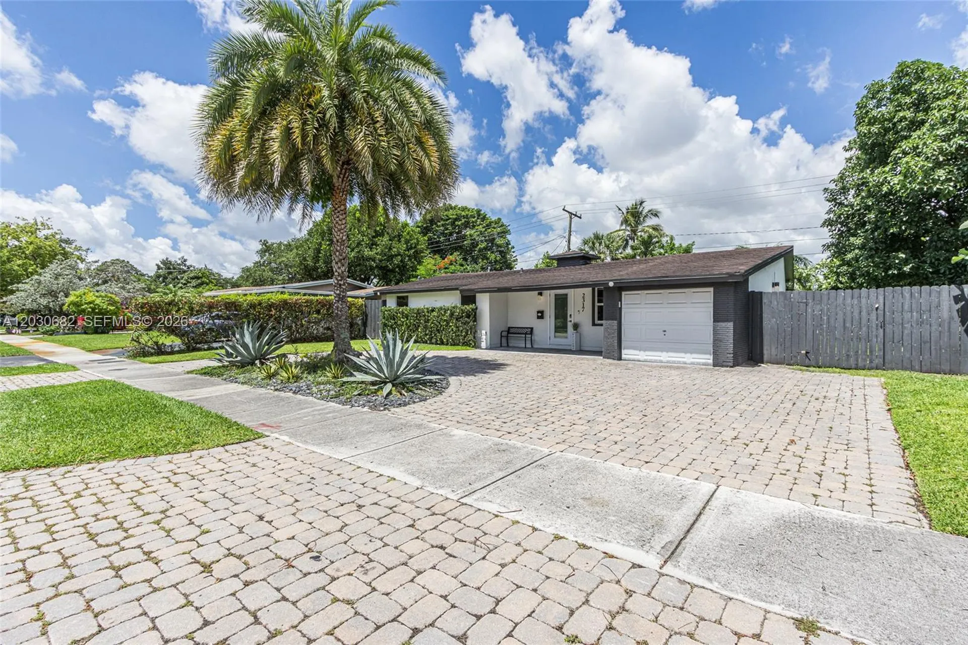 2317 SW 34th Avenue Fort Lauderdale FL 33312