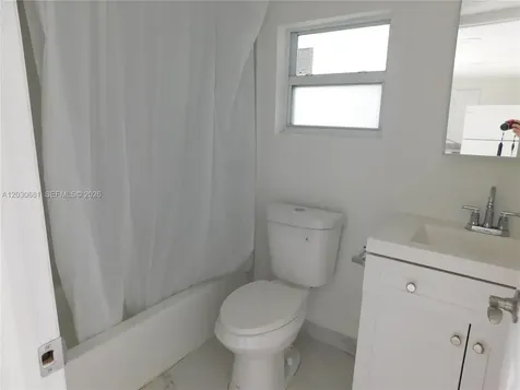 1605 NW 26th Street Miami FL 33142