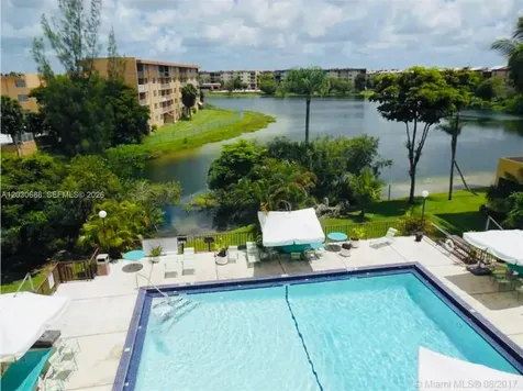 8775 Park Boulevard Miami FL 33172