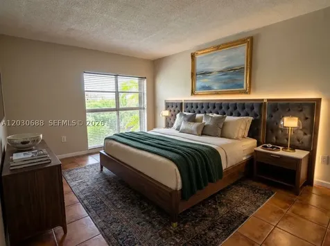 8775 Park Boulevard Miami FL 33172