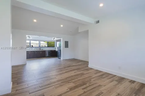 11431 SW 40th Terrace Miami FL 33165